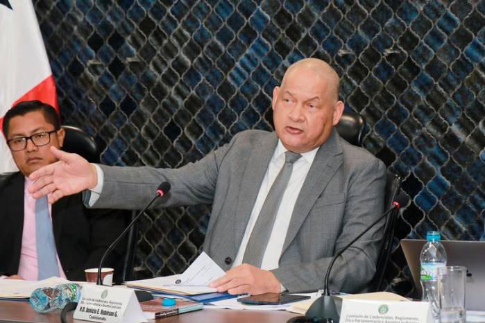 Piratería y Uber: el plan del nuevo director ATTT