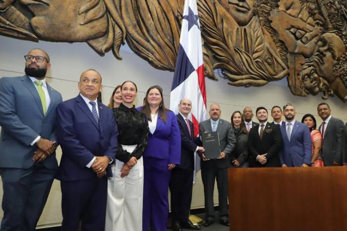 Ley de sustancia económica pasa al Ejecutivo para la sanción