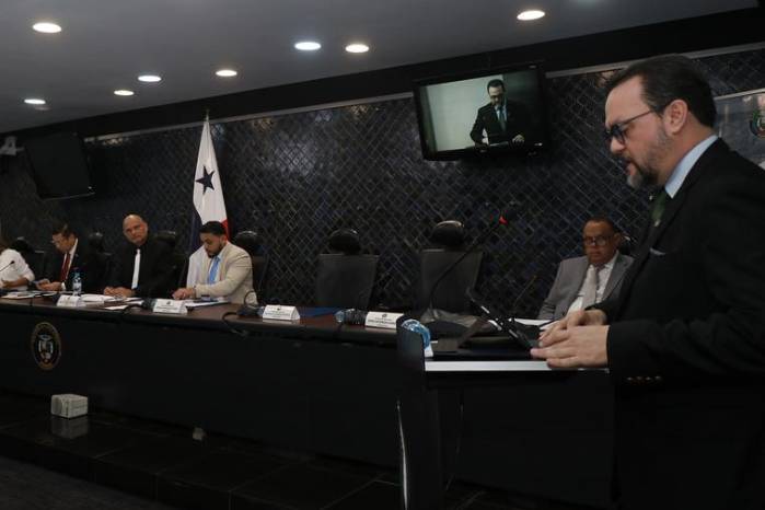 El ministro Moltó destacó que el gobierno panameño mantiene una supervisión constante sobre las operaciones de Minera Panamá