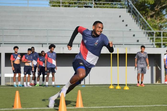 El equipo de Belice durante un entrenamiento.