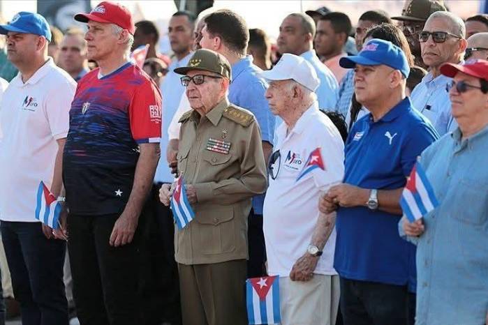 Cuba supera los 6 millones de firmas contra el bloqueo y reaparece Raúl Castro junto con Díaz-Canel