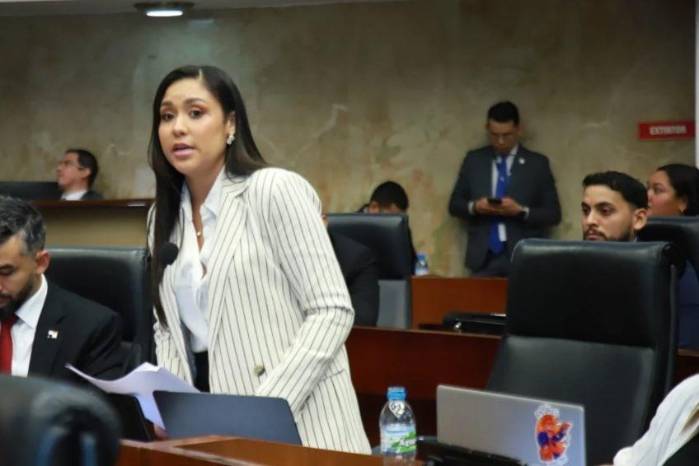 Propuesta busca restringir el procedimiento excepcional en contrataciones públicas