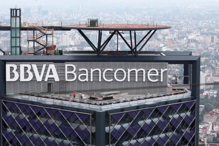 Fotografía de archivo del edificio BBVA Bancomer en Ciudad de México (México).