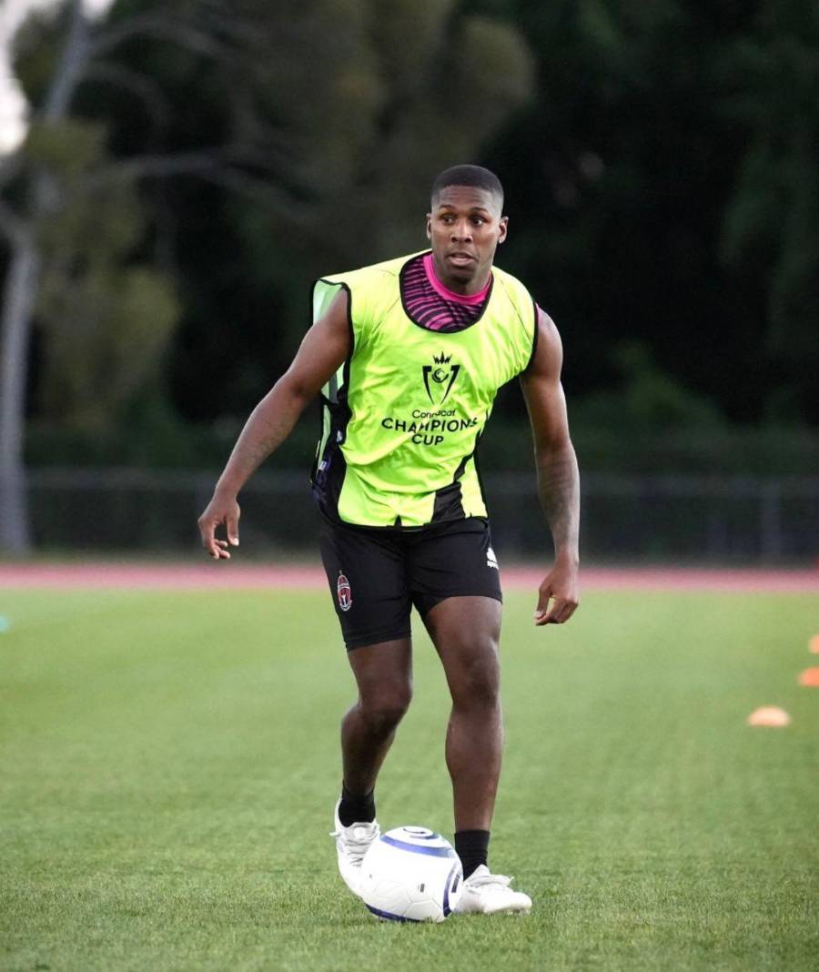 El futbolista panameño, Armando Cooper.