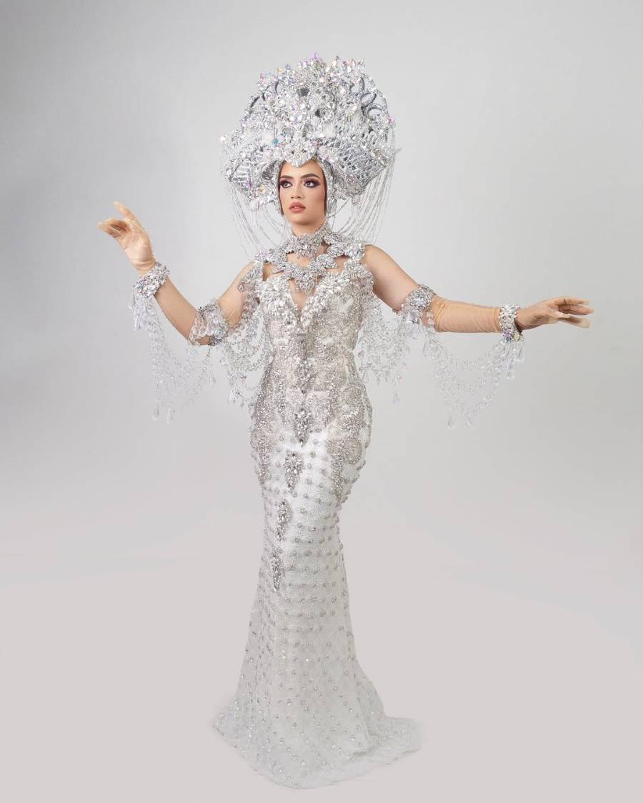 Almendra Sofía Crovari Correa, reina de Calle Arriba de Las Tablas 2025.