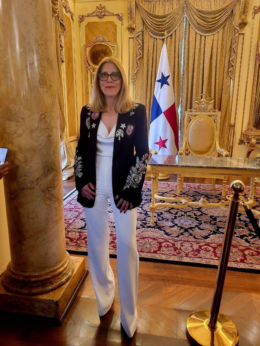 Comte visitó Panamá en 2025 como invitada internacional de Global Couture, un encuentro que reunió a diseñadores de distintos países.