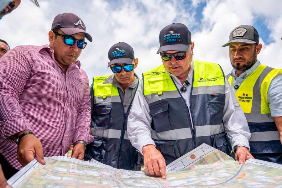 El ministro de Obras Públicas, José Luis Andrade, realizó un recorrido por la provincia de Chiriquí.