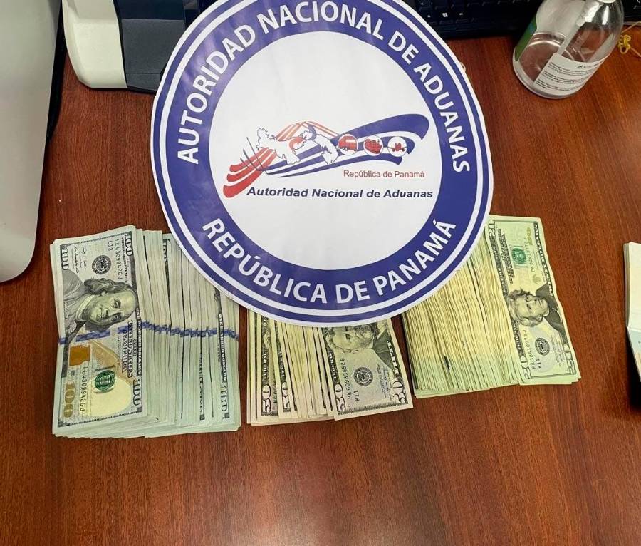 El dinero no declarado fue detectado por personal de Aduanas durante controles rutinarios en el aeropuerto Panamá Pacífico.