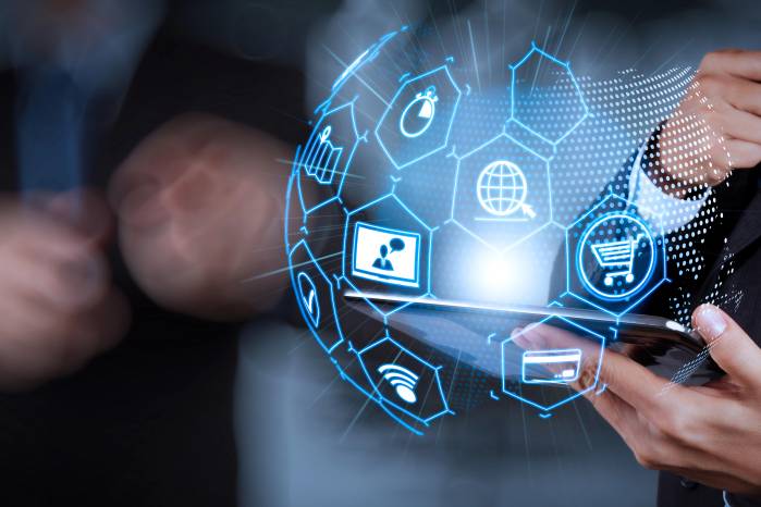El comercio electrónico (e-commerce) ya no es solo un sector nicho, sino que se ha convertido en un pilar fundamental de la economía mundial.