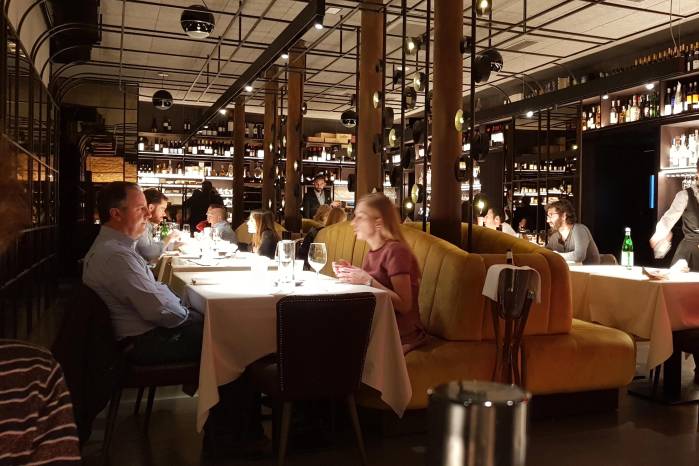 Los restaurantes y comidas rápidas con franquicias reportaron 71 casos por violación al descuento de jubilados