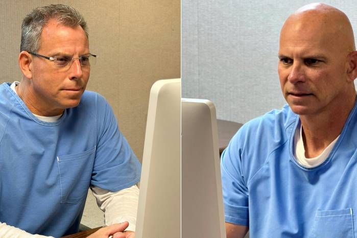 Esta combinación de fotos proporcionadas por el Departamento de Correcciones de California y creada el 22 de agosto de 2025 muestra a Erik Menéndez (izq.) el 21 de agosto de 2025 y a Lyle Menéndez (der.) el 22 de agosto de 2025 compareciendo ante la junta de libertad condicional.