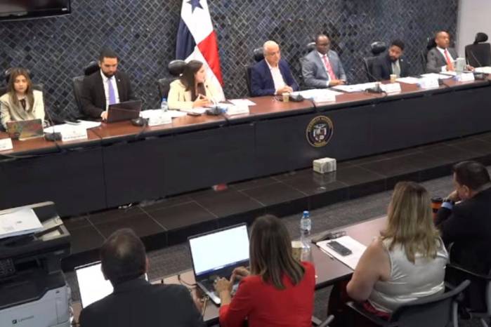 El proyecto plantea penas de hasta cinco años de prisión, multas y la cancelación de la filiación en casos de engaño comprobado.