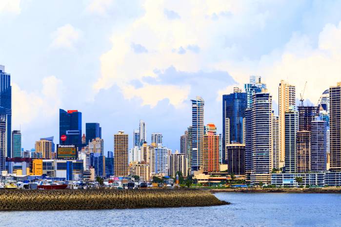 BID Invest vinculó la estrategia para Panamá con la agenda regional “América en el Centro”, que busca fortalecer la integración de los países centroamericanos.