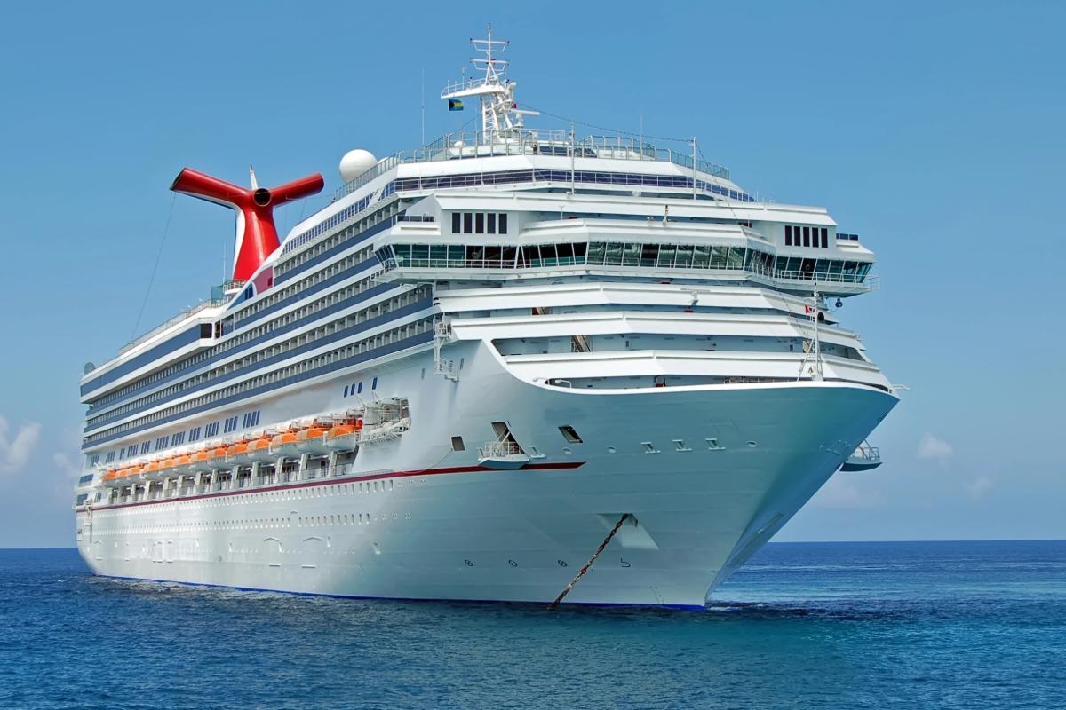 Colón decidirá esta semana si quiere o no cobrar impuesto de $5 a cruceristas